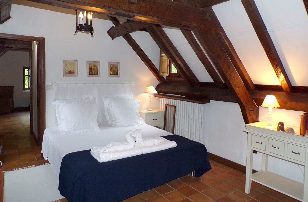 suite cascade chambre d'hôtes gîte de france cahors moulin benedicty